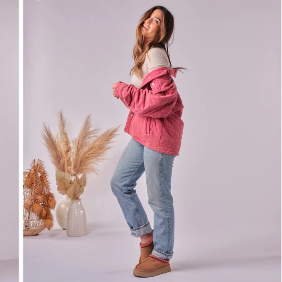 Shop Teach Nada Quilted Jacket - Picture 2 of 6